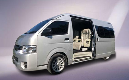 JBT-Hiace-Luxury